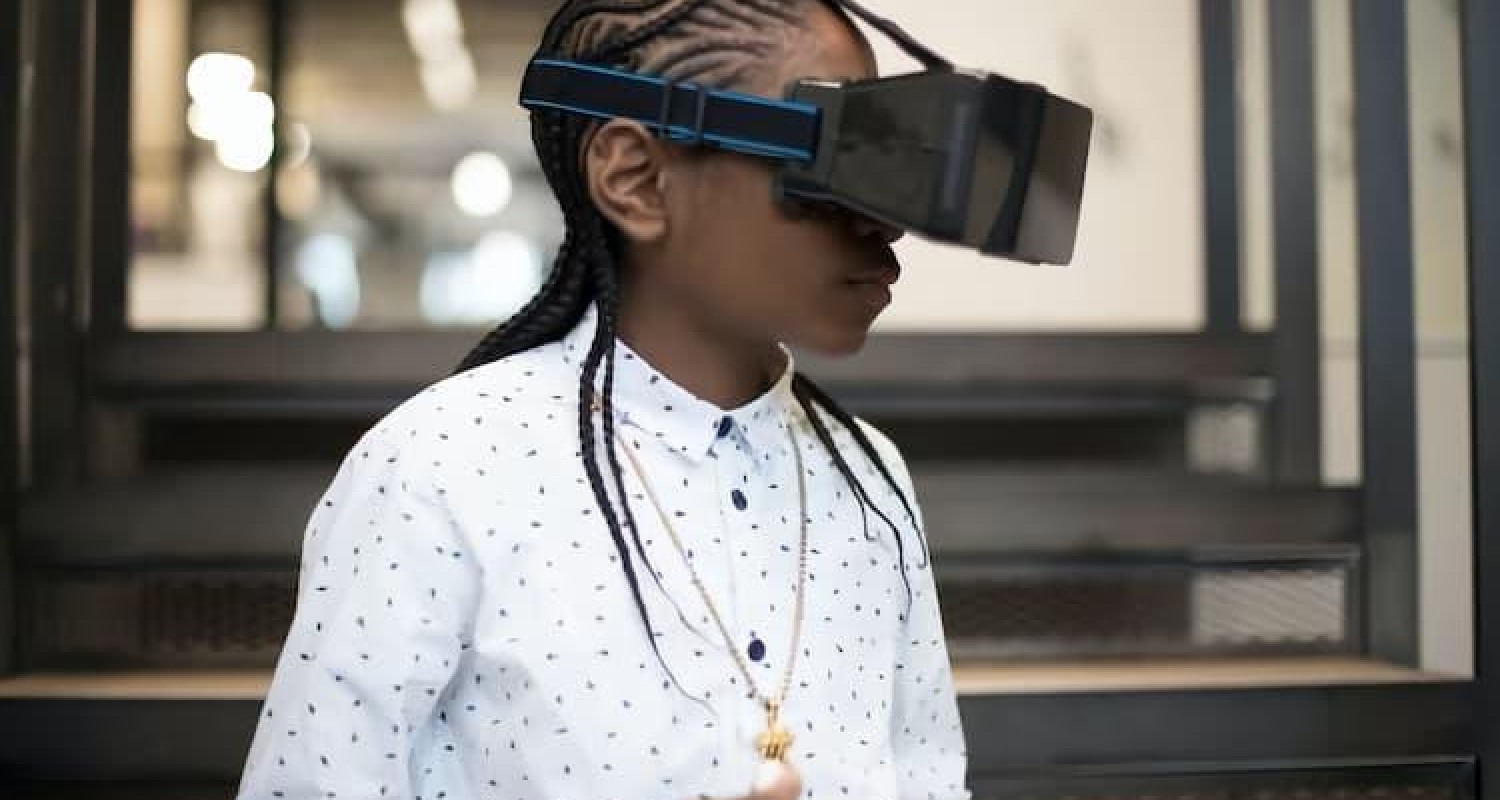 Metaverse fashion week